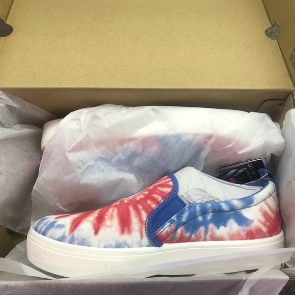 🆕 Skechers Poppy “Hippy Hype” Slip On Sneakers - Picture 3 of 8